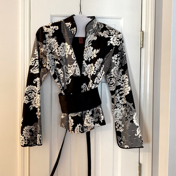 JS Collection button up jacket with cute cummerbund - Picture 1 of 5